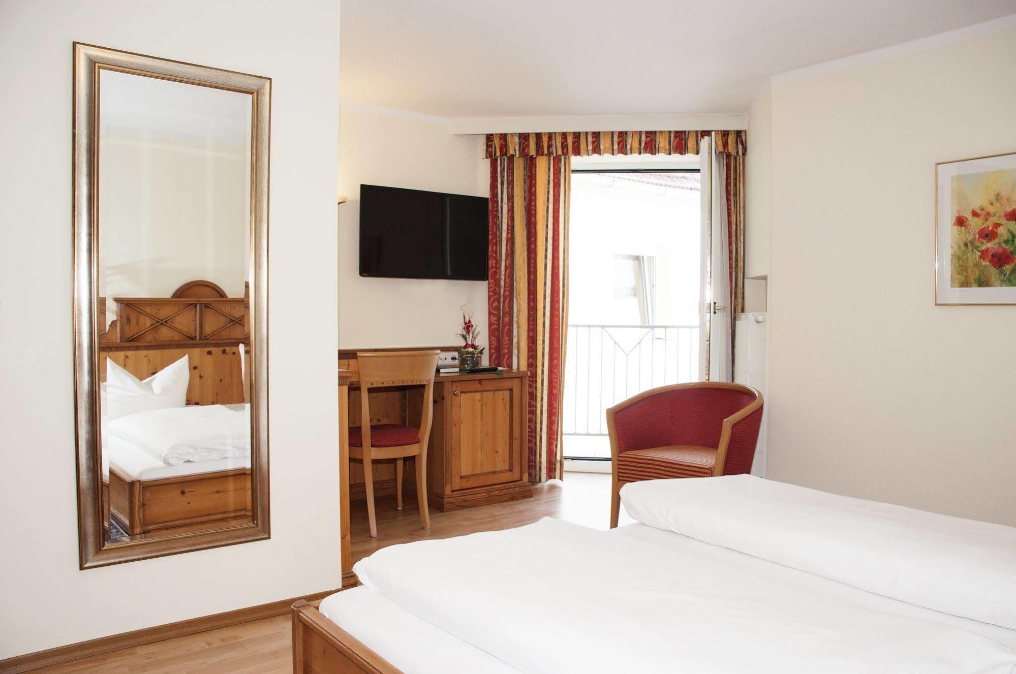 Hotel Bayrischer Loewe أوسترهوفن المظهر الخارجي الصورة
